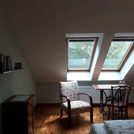 Adalbert Ház * Budapest